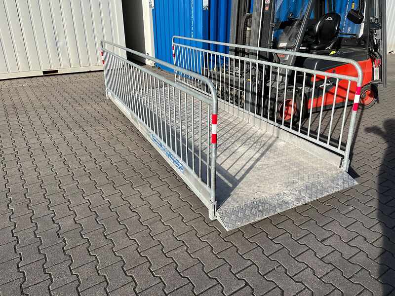 Grabenbrücke Alu, Stahl-Sicherheitsgeländer vz., 4,0 x 1,3m