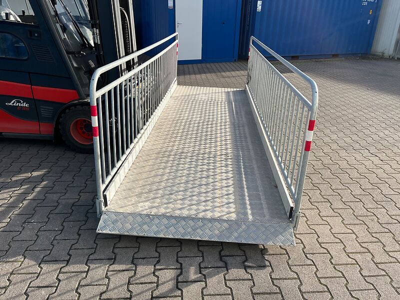Grabenbrücke Alu, Stahl-Sicherheitsgeländer vz., 4,0 x 1,3m