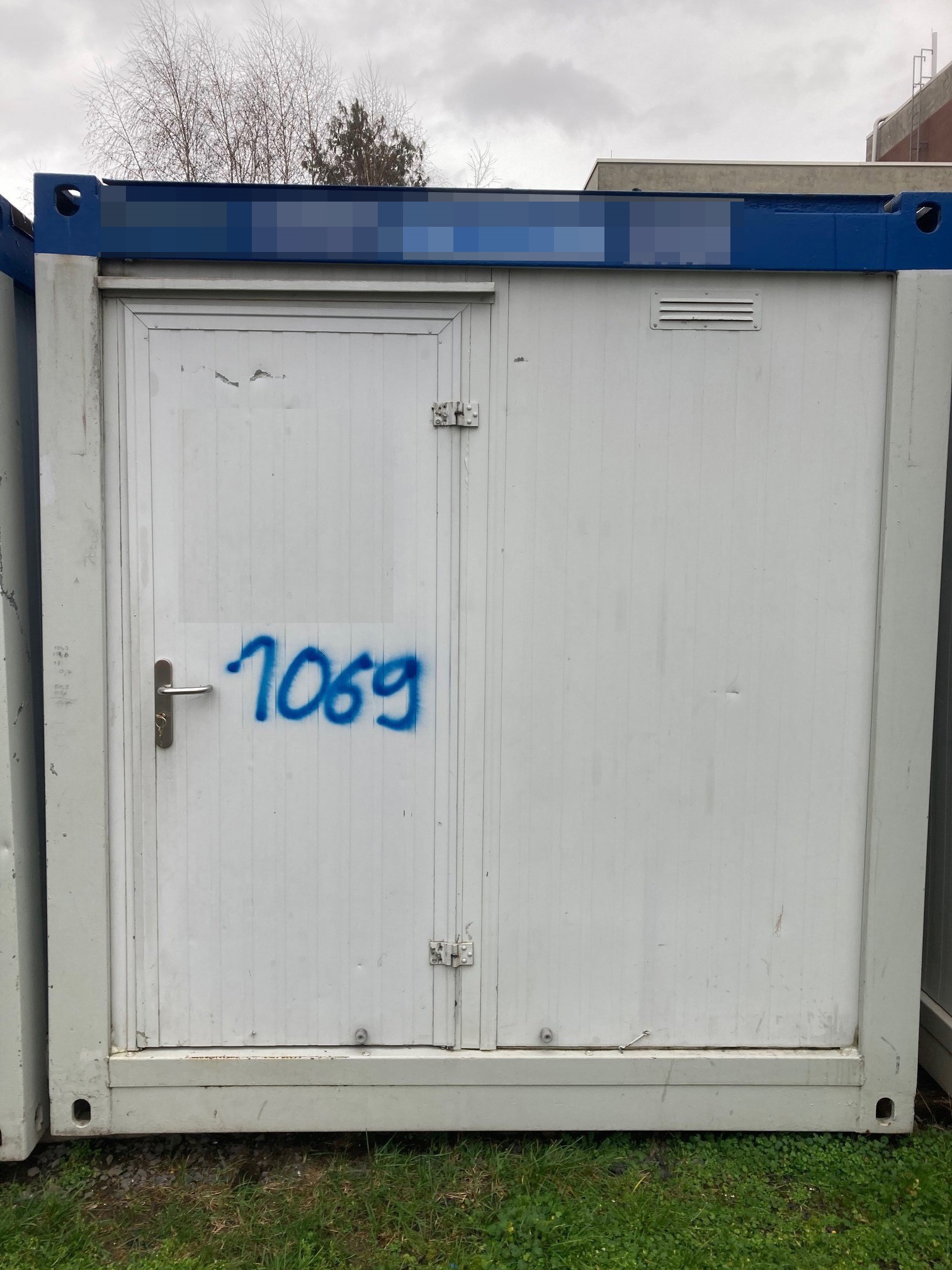 Bürocontainer 20' (ca. 6058 x 2438 x 2600mm LxBxH)