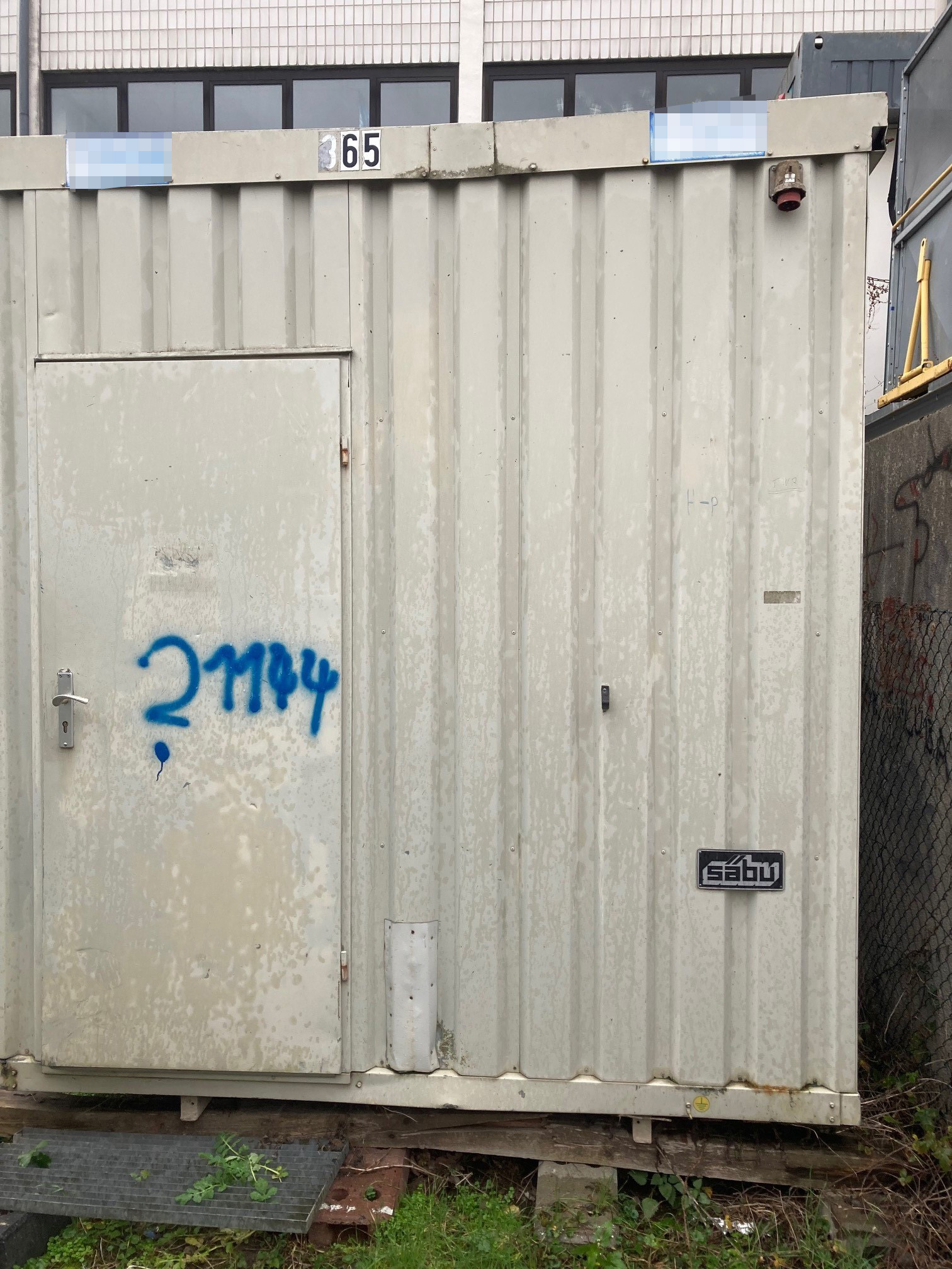 Bürocontainer 20' (ca. 6058 x 2438 x 2800mm LxBxH)