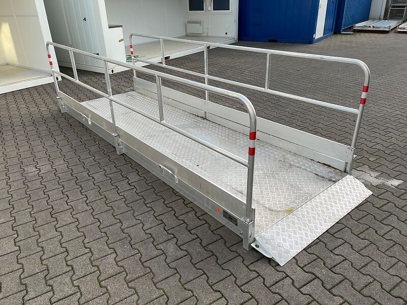 Grabenbrücke Alu, Alu-Seitengeländer, 4,5 x 1,3m