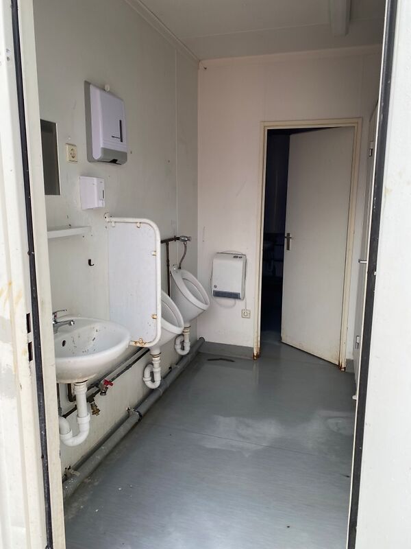 Aktionspreis Sanitärcontainer 20 Fuß | 2 Sterne