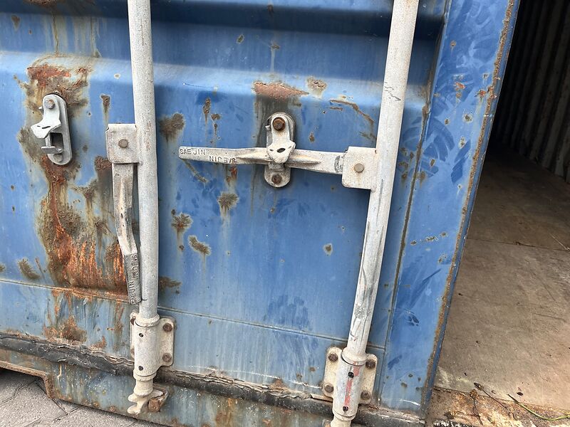 Lagercontainer 20' (6058 x 2438 x 2591 mm LxBxH)