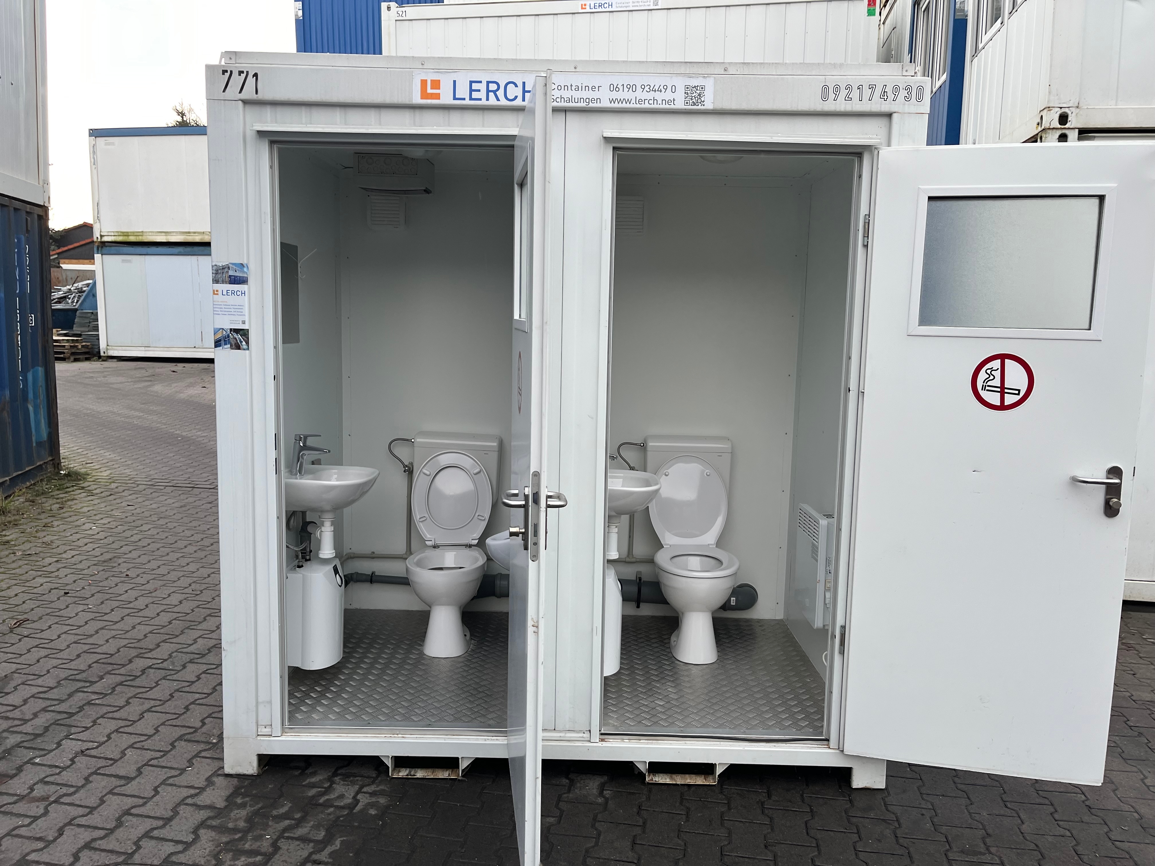 Sanitärcontainer 08' D/H | 4 Sterne - sehr guter Zustand
