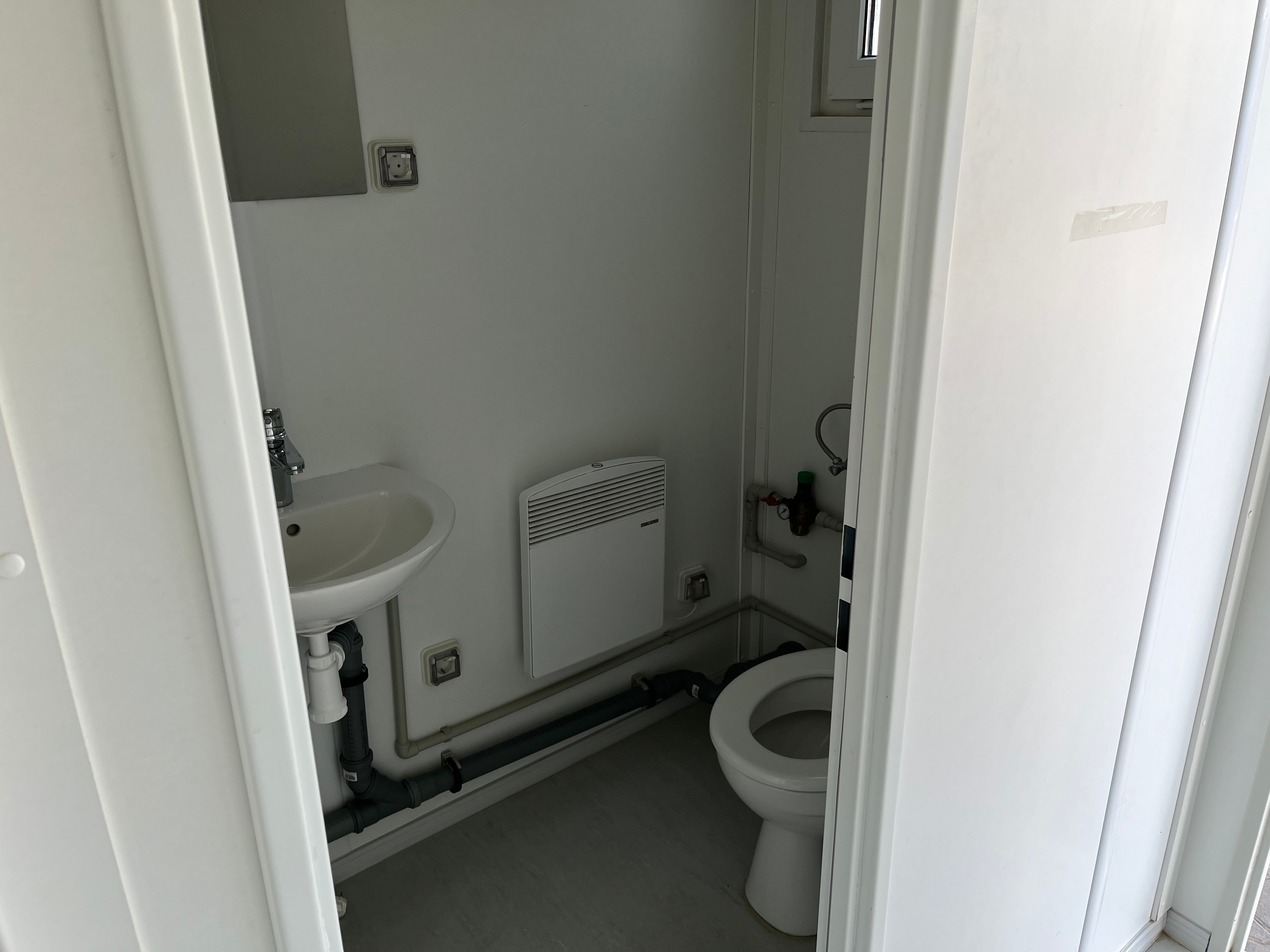 Aktionspreis Bürocontainer20' WC+Kü