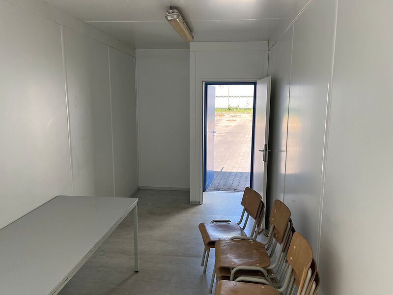 Bürocontainer 20 Fuß | 3 Sterne - guter Zustand