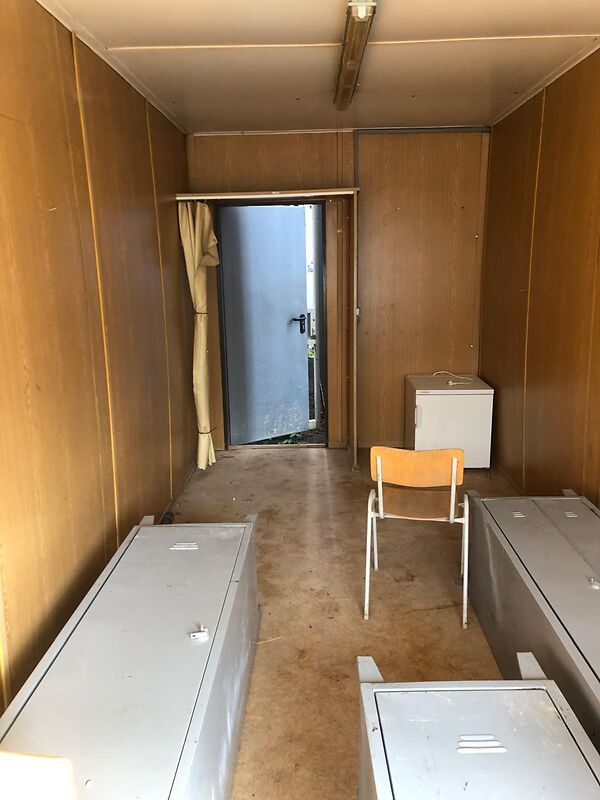 Aktionspreis Bürocontainer 20 Fuß 1 Stern - defekt
