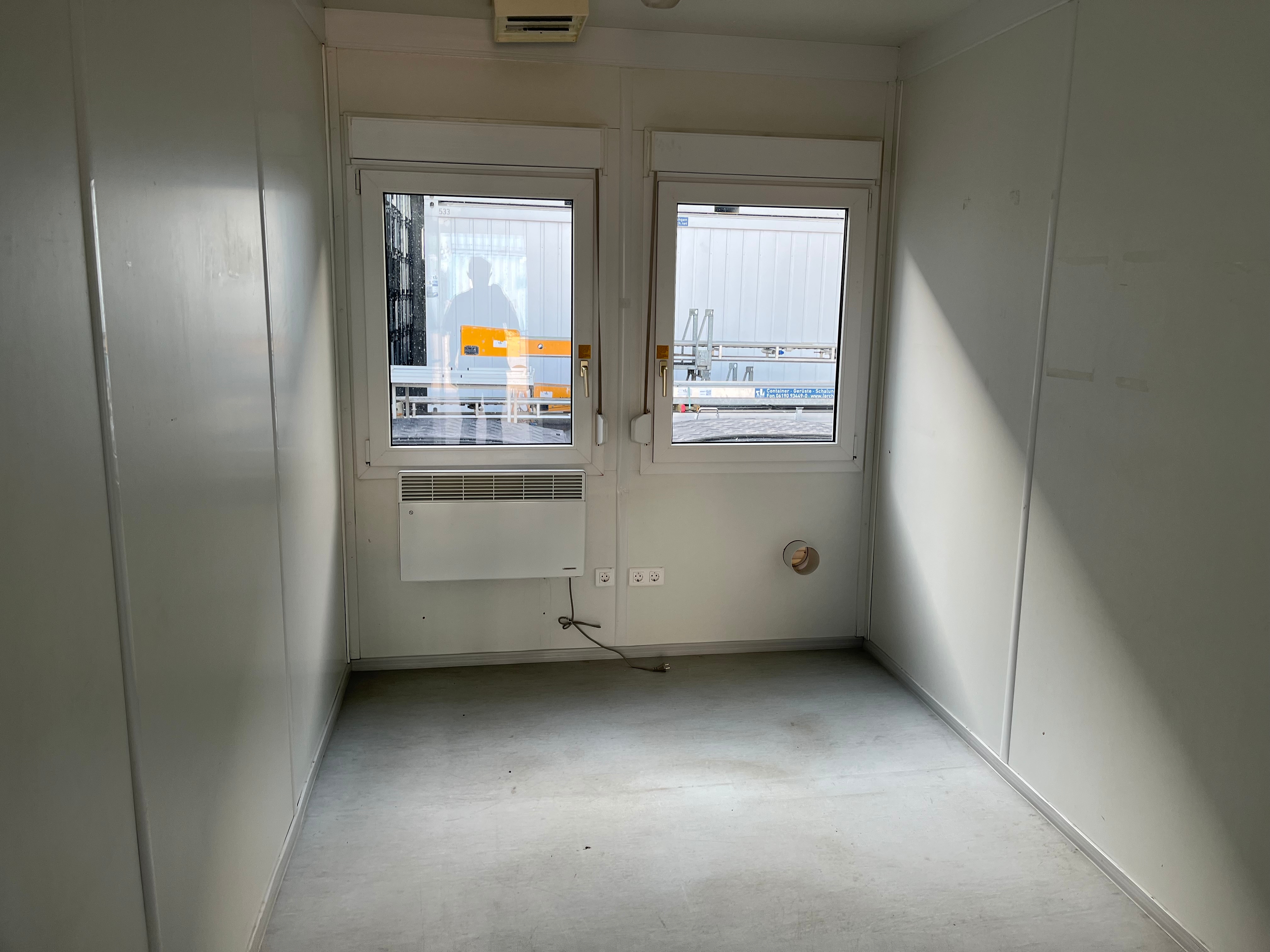 Aktionspreis Bürocontainer20' WC+Kü