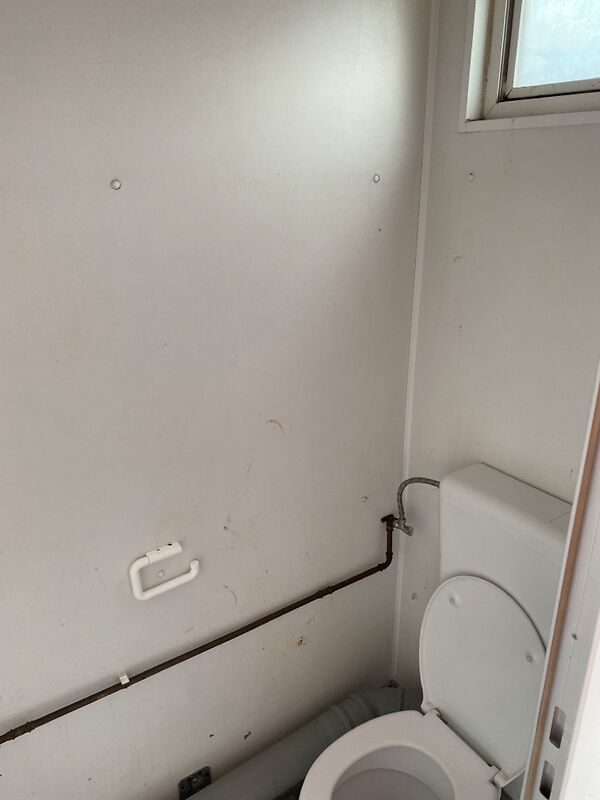 Aktionspreis Sanitärcontainer 20 Fuß | 2 Sterne